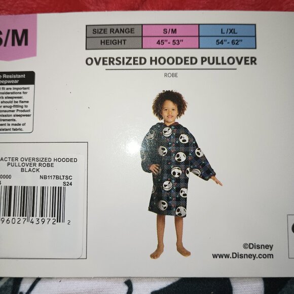 NEW Kids The Nightmare Before Christmas Oversized Hooded Pullover Robe Size S/M - Picture 9 of 10